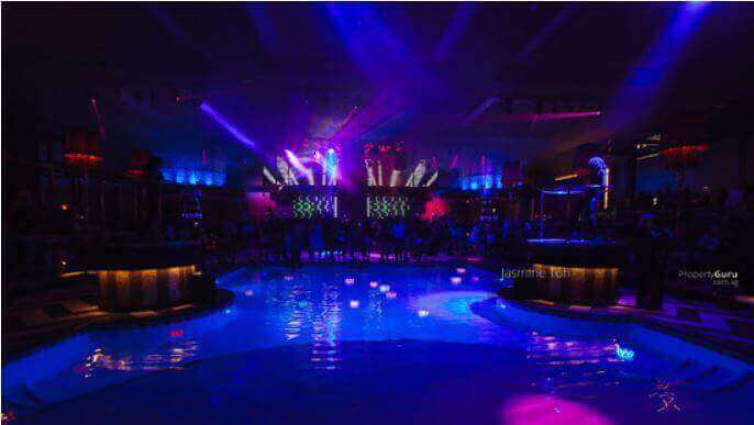 Night Club/Disco At Orchard Area (Till 6Am) (D09)