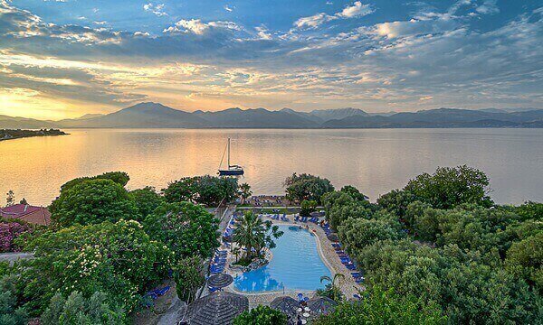 (已失效)4* Private Beach Resort In Greece For Sale
