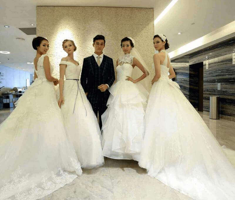(已失效)Wedding Gown Suite Business Including Staffs For Takeover