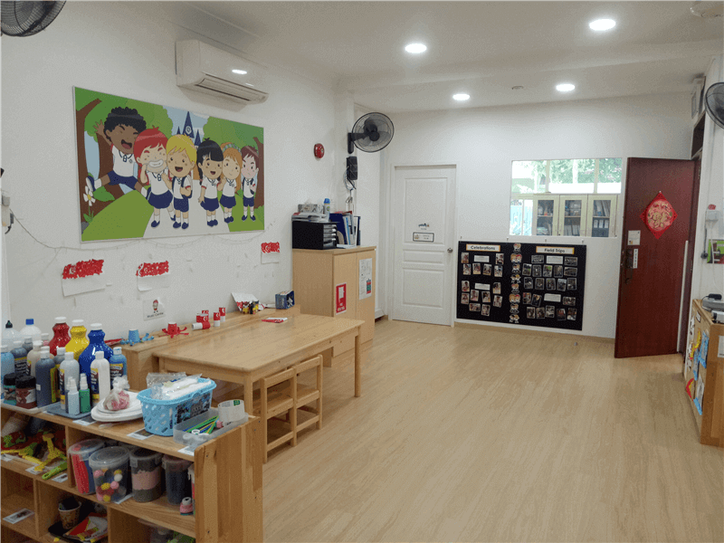 Upp Bukit Timah Preschool For Takeover ! Low Rent ! Call 90670575 !