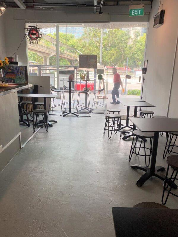 (已成交)Ground Floor Face Main Road Cafe For Takeover S$10k 