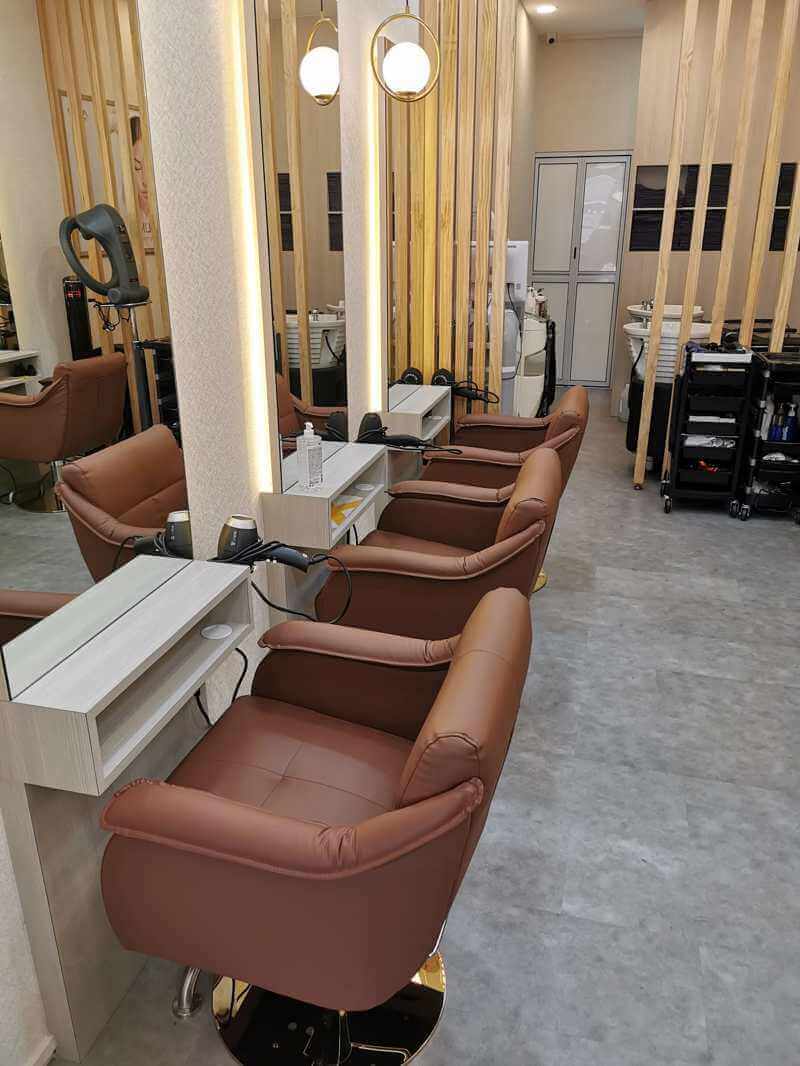 (已成交)Nice & Newly Deco Hair Salon To Let, Fully Furnished! MRT Area