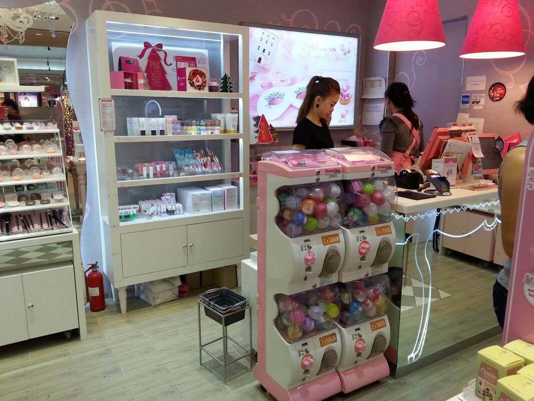 Low Maintenance Capsule Toy Machine Rental Business For Takeover/Sale