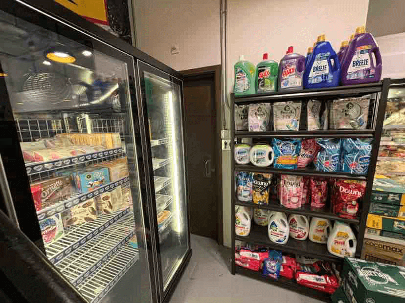 Supermarket For Takeover Longhaus Thomson