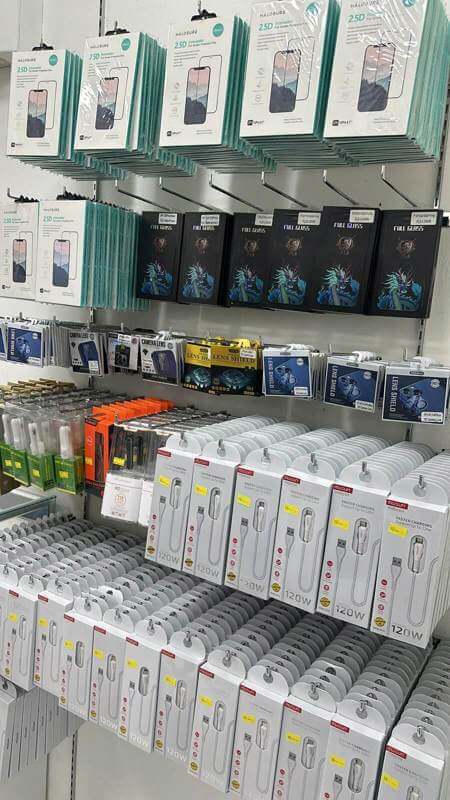 Mobile Marvel: A Spectacular Shop Takeover!