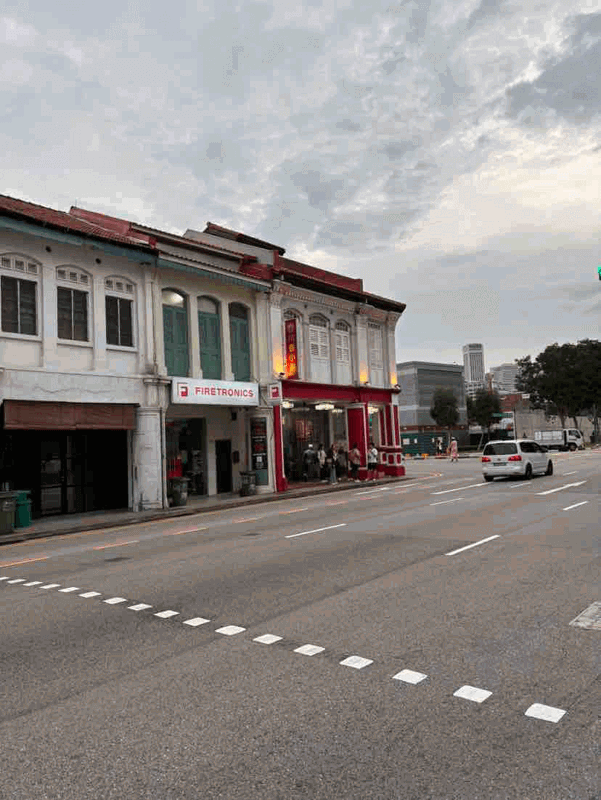 (暂停)Profitable Sichuan Restaurant Near Sim Lim Square For Takeover 