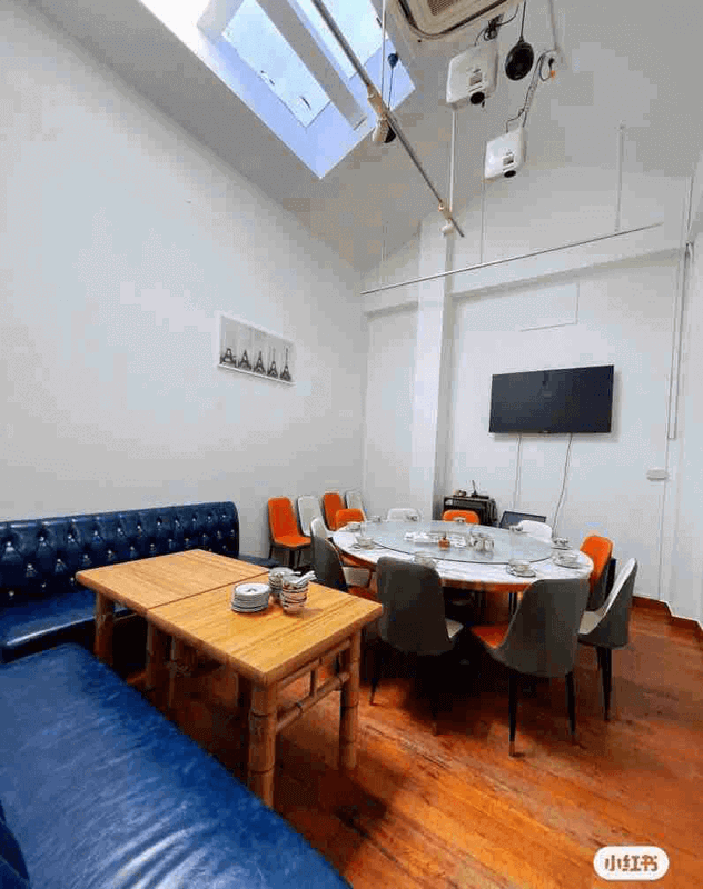 (暂停)Profitable Sichuan Restaurant Near Sim Lim Square For Takeover 