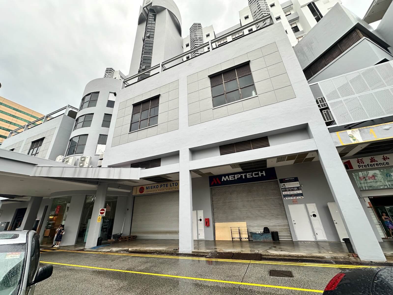 Rare Freehold B1 Industrial Near MRT Selling With Vacant Possession