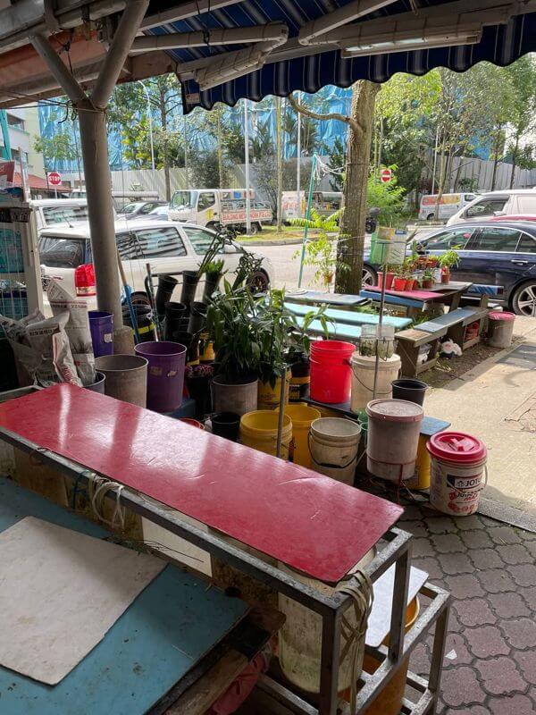 (已失效)Yellow Box Rental In High-Traffic Area!