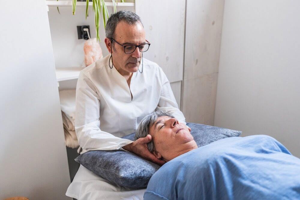 Established Wellness Clinic & Retail Business For Sale In Melbourne