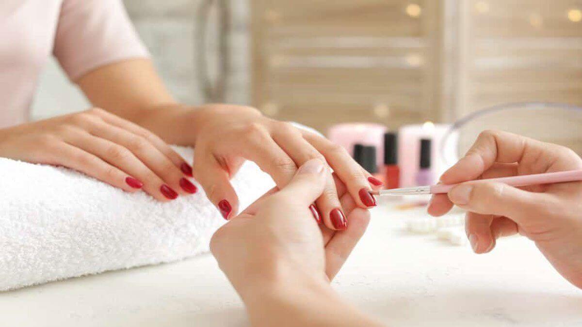 (暂停)Established Nail Salon Chain For Sale: Lucrative And Scalable Opportunity