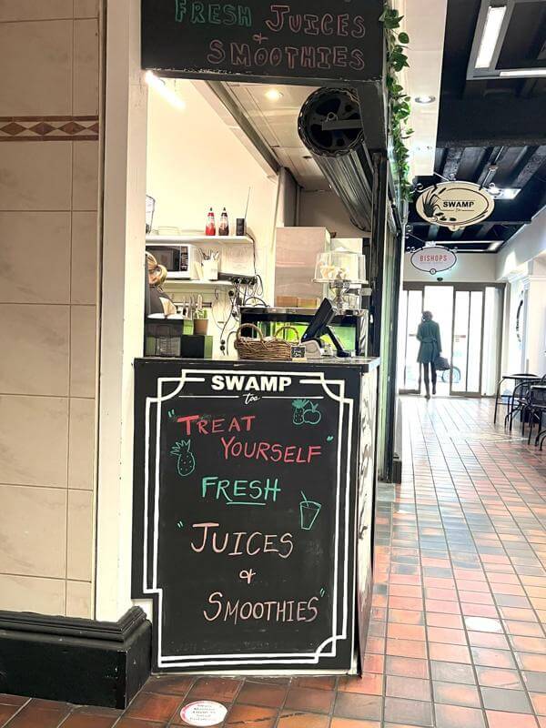 Swamp Too Low Ingoing Kiosk One Operator Business, Est 65 years