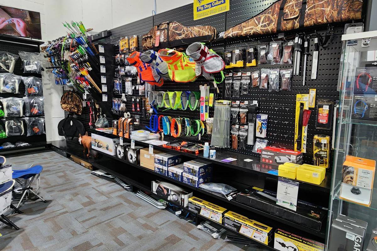 CAMPING & FISHING RETAIL STORE