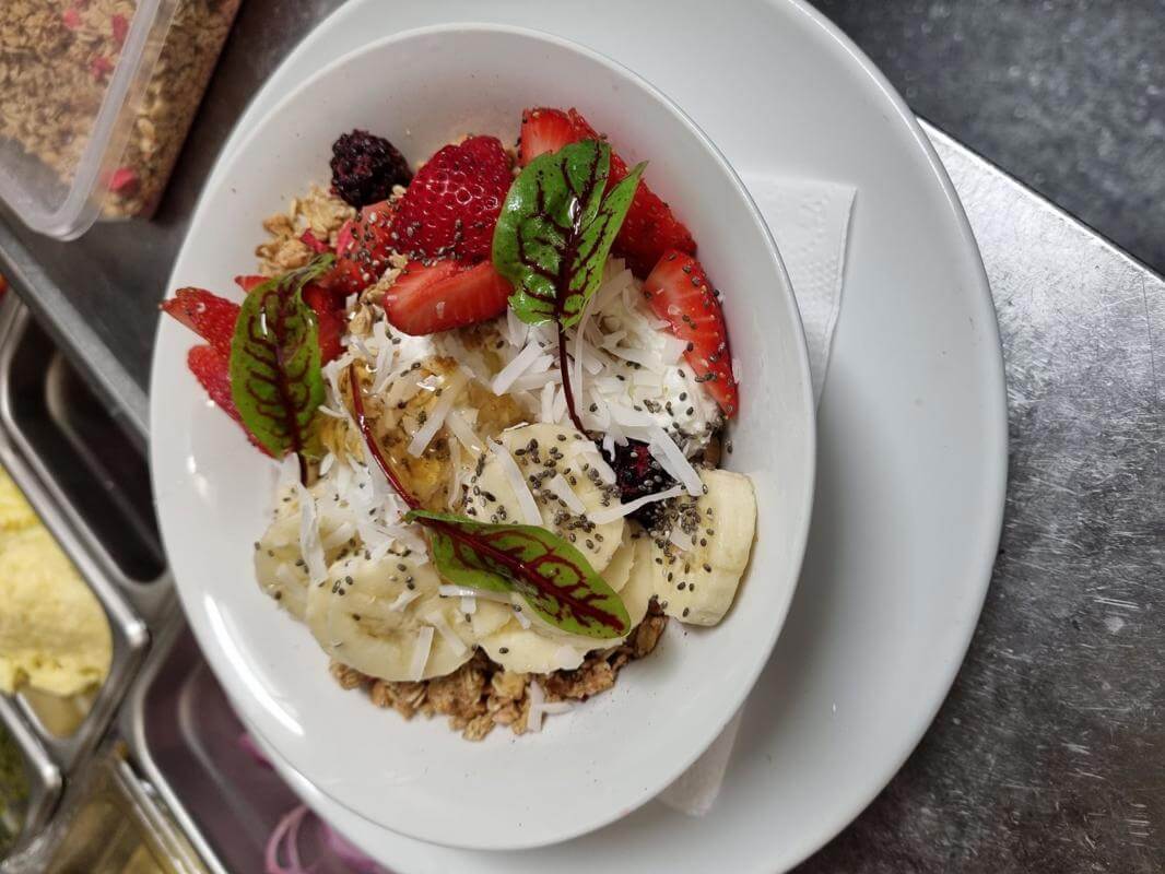 Profitable & Well Established Café Franchise Busy Shopping Centre Hills Area For Sale