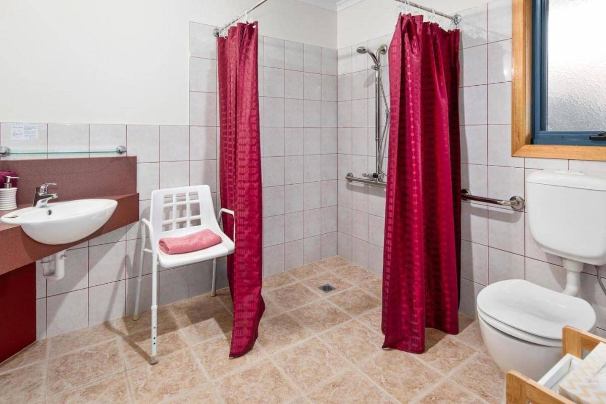 When Value Counts 23 Self-Contained Apartments t/o $800K 9 Titles $2.45m 2023 net $367,000