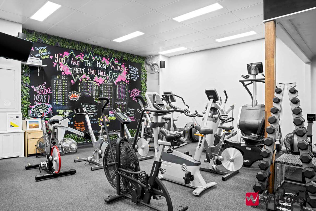 Successful Gym with numerous Allied Health businesses in same building contributing to the rent