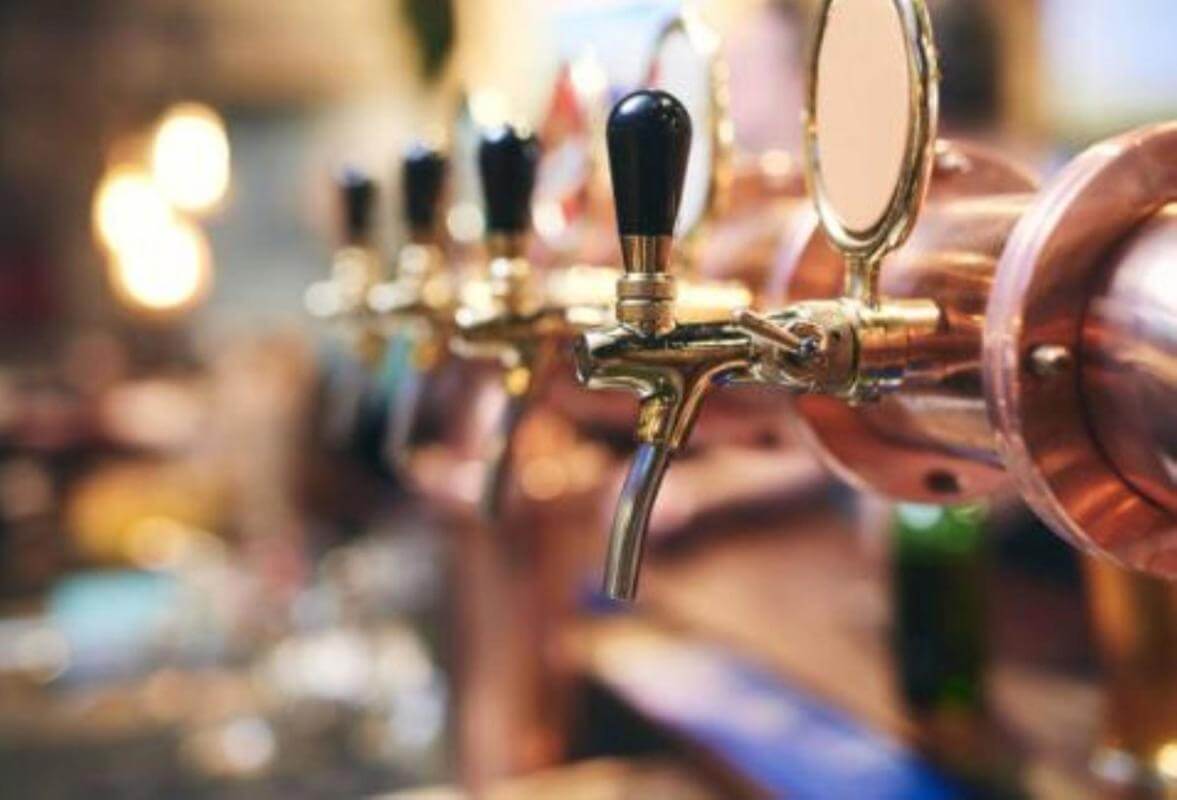 Vibrant & Unique Cafe/Restaurant/Bar & Beer Garden, Peninsula