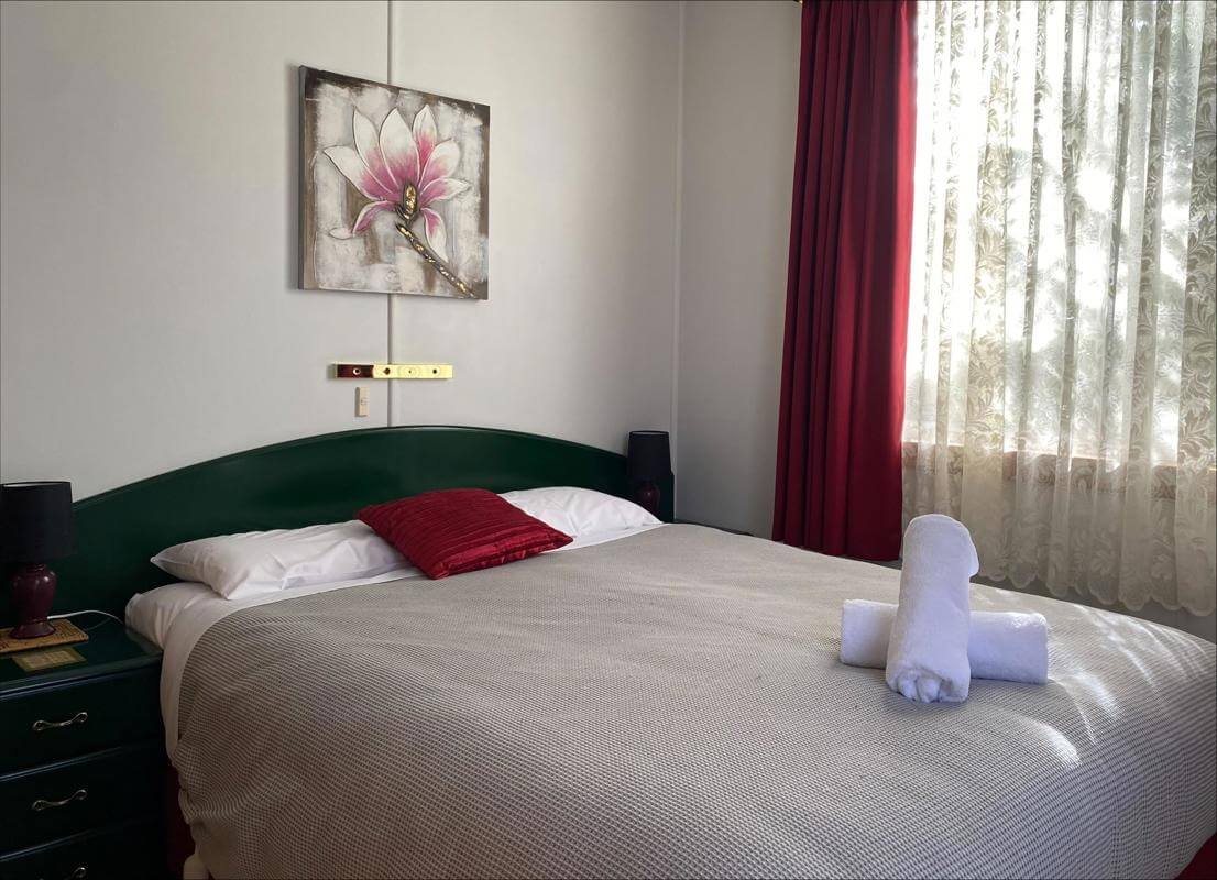 10 x 2 Bdr & 1x 1Bdr Self-Contained Fully Furnished Villas Incredible Value offers over $1,095,000