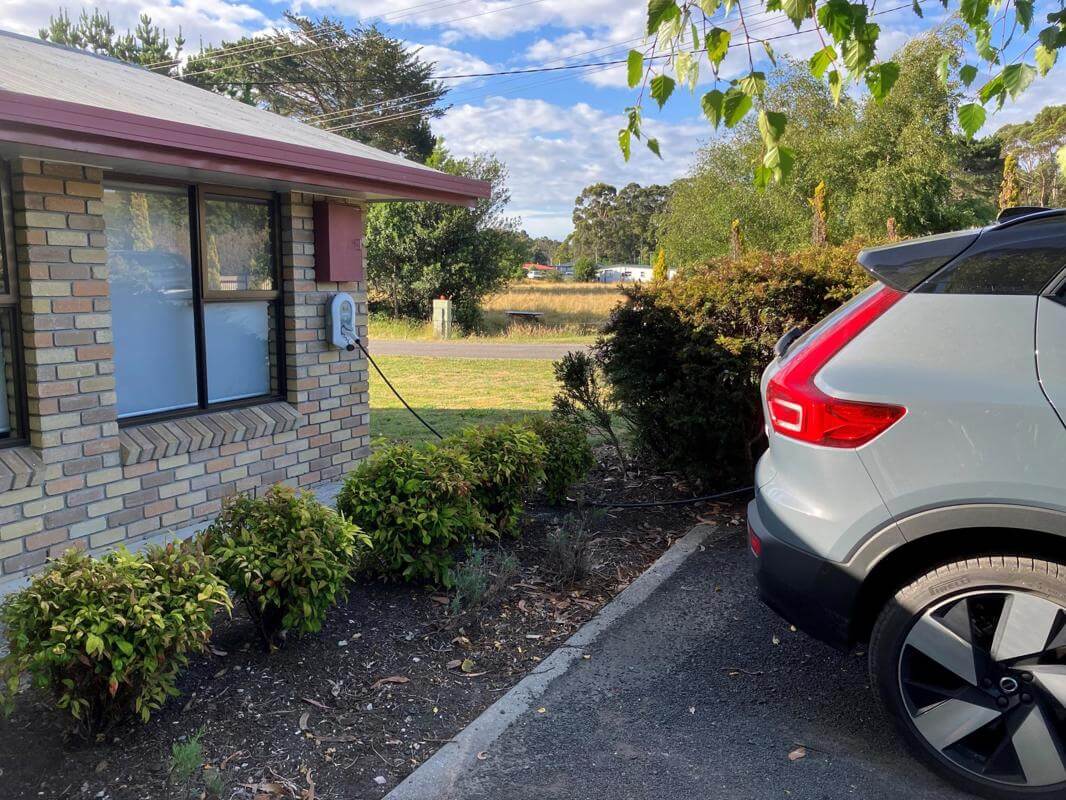 10 x 2 Bdr & 1x 1Bdr Self-Contained Fully Furnished Villas Incredible Value offers over $1,095,000