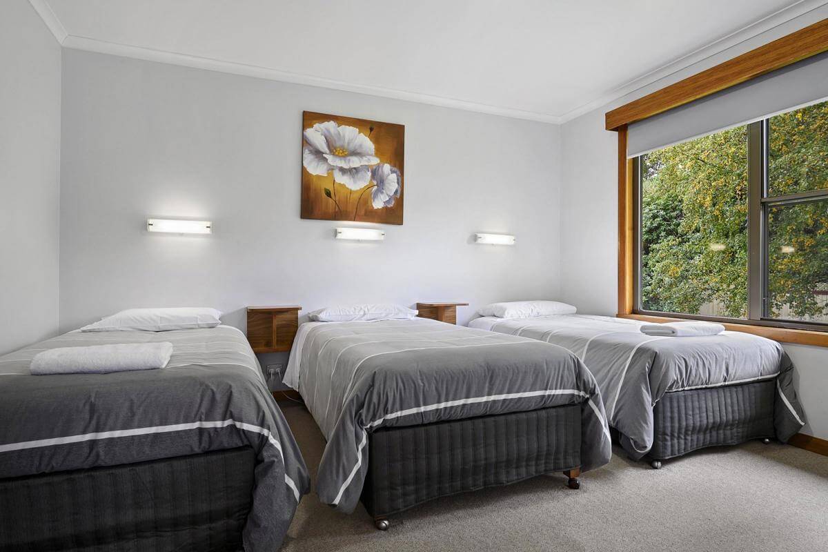 12 Modern Fully Furnished Self Contained Units/Villas Overnight or Permanent Let $1,395,000
