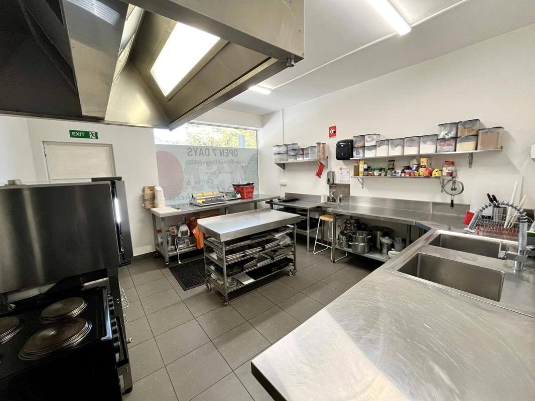 Family Supermarket Operating 50+yrs South Hobart T/O Appr $60,000 Weekly Location and Potential