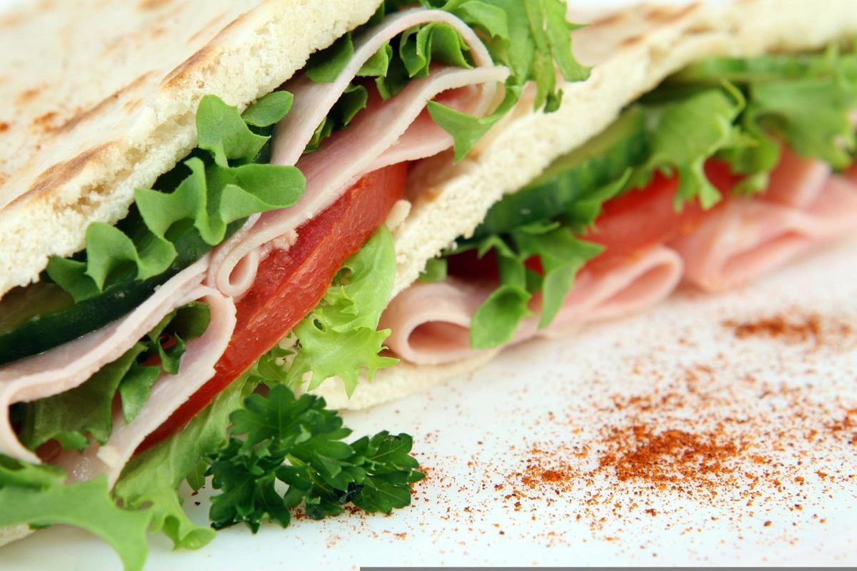 5-Day Industrial Snack Bar- Bargain Price for a Profitable Business  Quick Sale at $85K!
