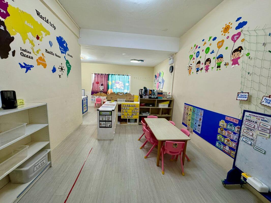 (已成交)Rare 2 Storey Semi-D Childcare In Sembawang For Takeover