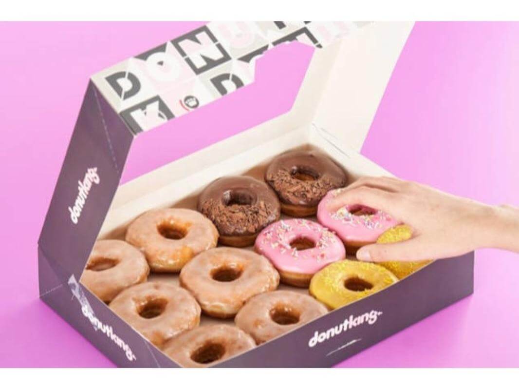 Donut King Franchise: High Profits Under Management in Prime Shopping Centre