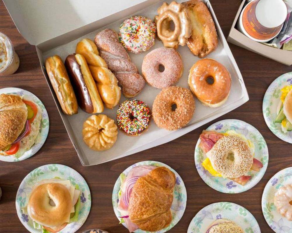 Donut King Franchise: High Profits Under Management in Prime Shopping Centre