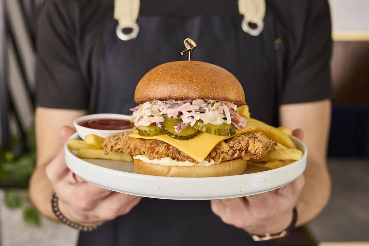 Long established Restaurant in iconic location at Carramar. Great volume & profits!