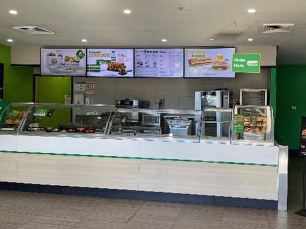 Subway Tumbi Umbi, Remodelled, Lifestyle Location, Much Prized Store! Magnet For The Area!