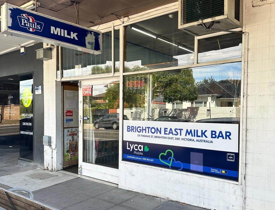 Convenience/Milk Bar with a 2 bedroom apartment.