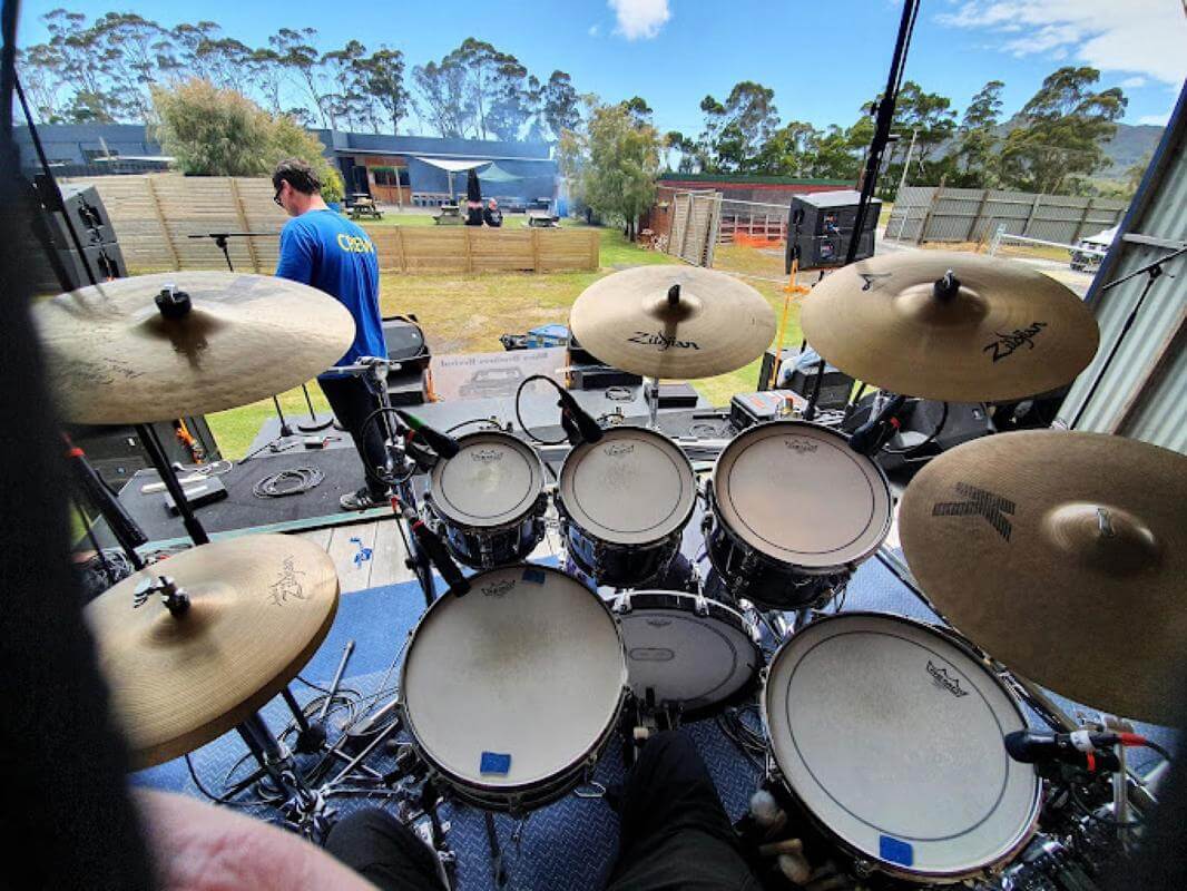 FHGC Rocky Cape Tavern & Caravan Park 15 acres, Great Turnover Highway Frontage o/o $1,150,000 +sav