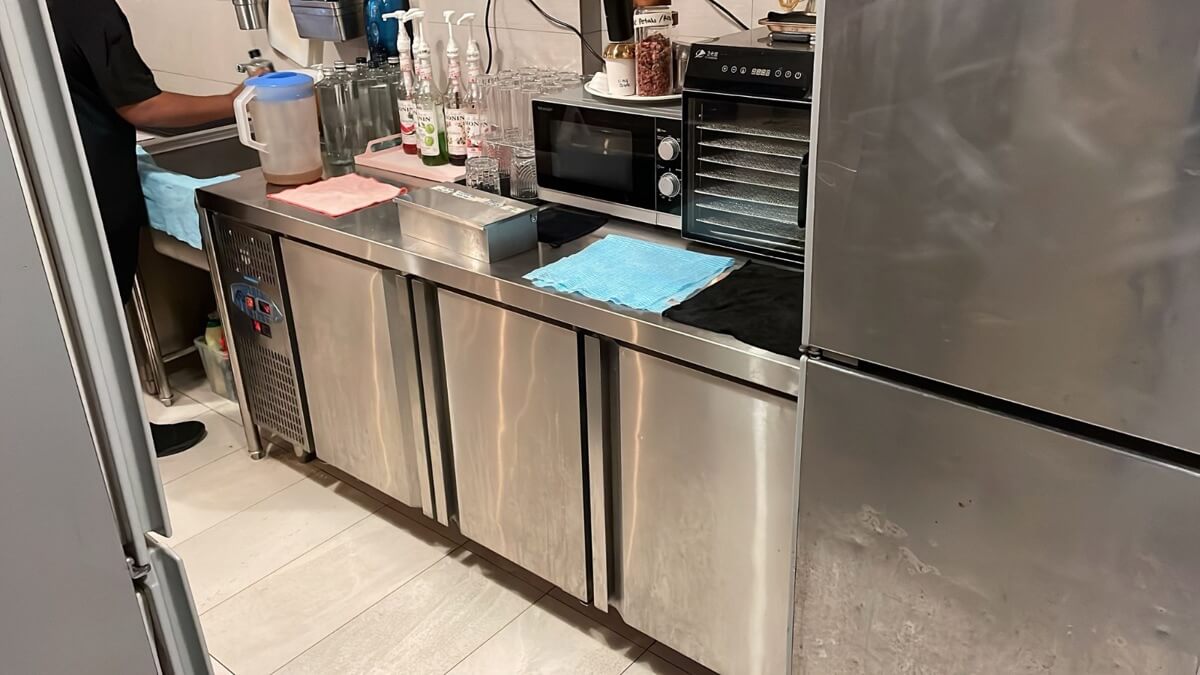 (已失效)Fully Equipped Cafe And Bakery At City Fringe With Lunch & Dinner Crowd