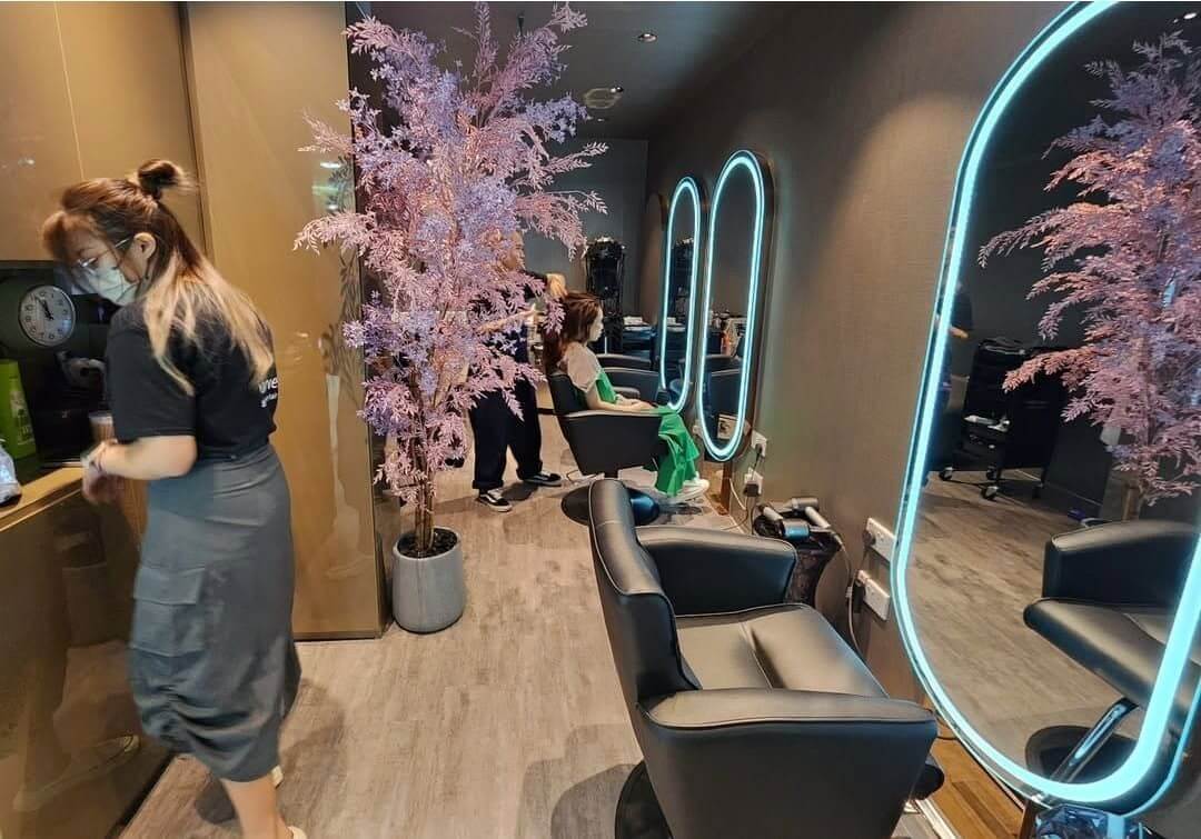 Hair Salon With Existing Base; Immediate Profit of $5k pm for Stylist to buy and operate 