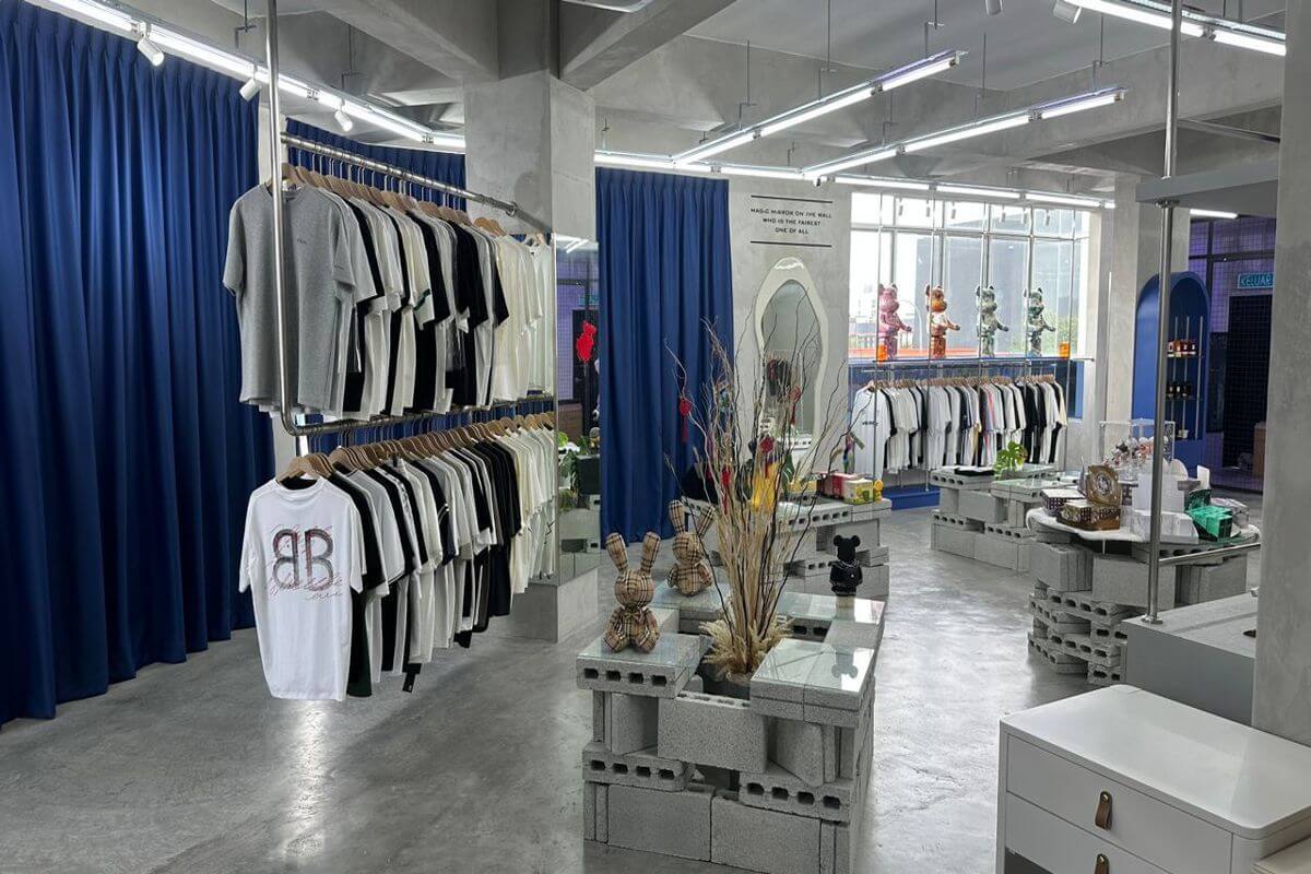 Exclusive Profitable Streetwear & Luxury Fashion Business For Sale In Mount Austin, Johor Bahru!