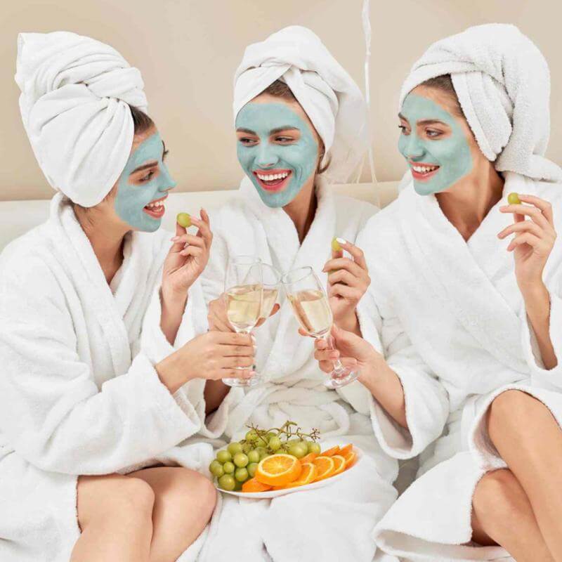 Day Spa and Beauty rooms. This amazing location and presented Spa is the best on the Fraser coast