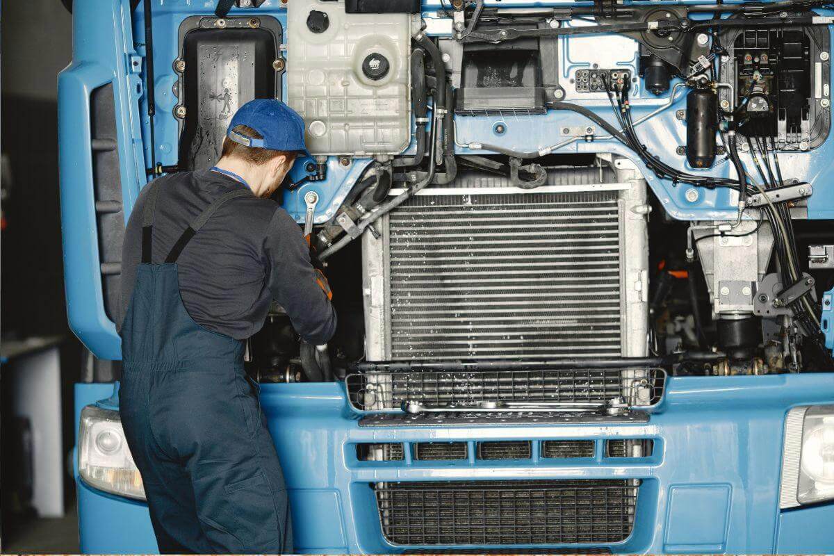 UUNDER OFFER - nique Opportunity to Acquire a Leading Australian Transport Services Provider