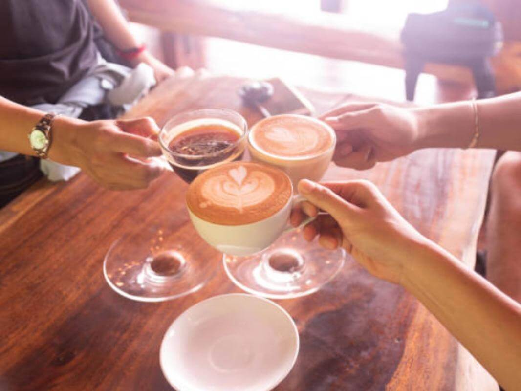 Renowned Café in Popular Hills Area, Short Trading Hours, High Profits