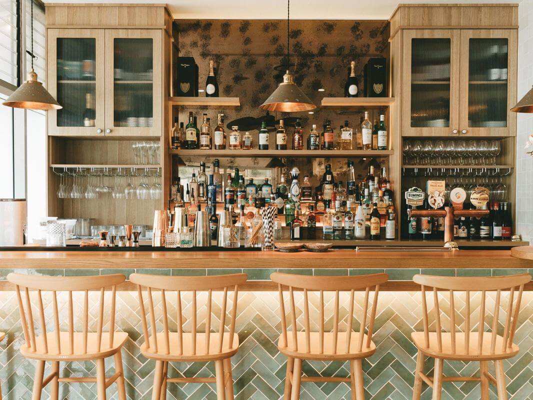 BEST VALUE RENT IN TOWN - Modern Licensed Restaurant $180k Net