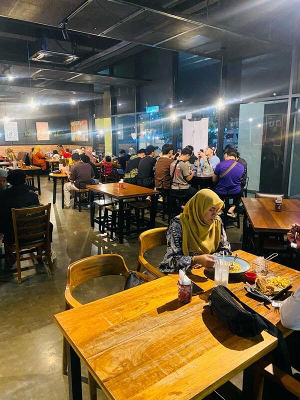 Profitable Franchise Restaurant Business For Sale In Kuala Lumpur