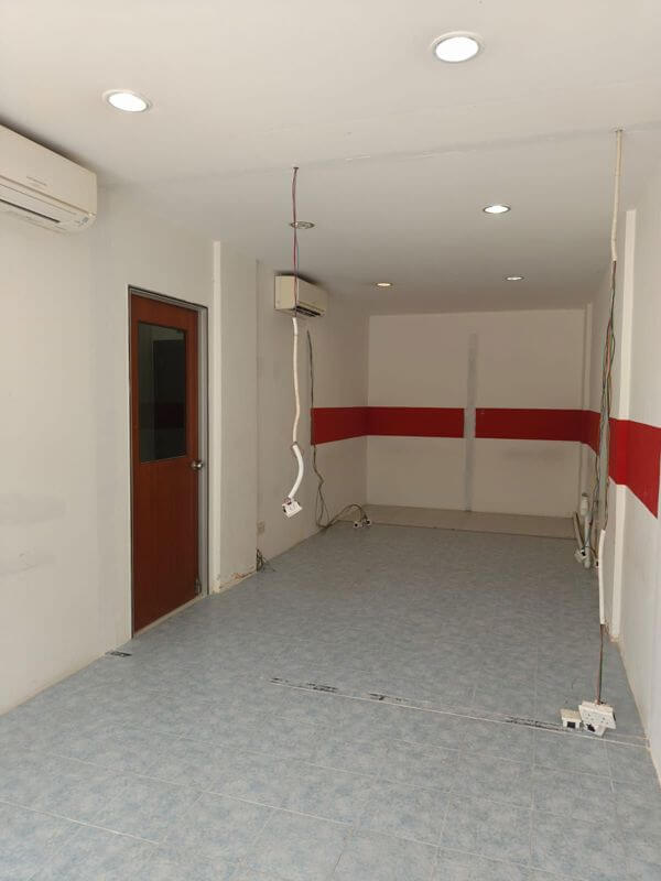 2 Storey HDB Shop House For Immediate Rental 2 Mins Walk To Marsiling MRT
