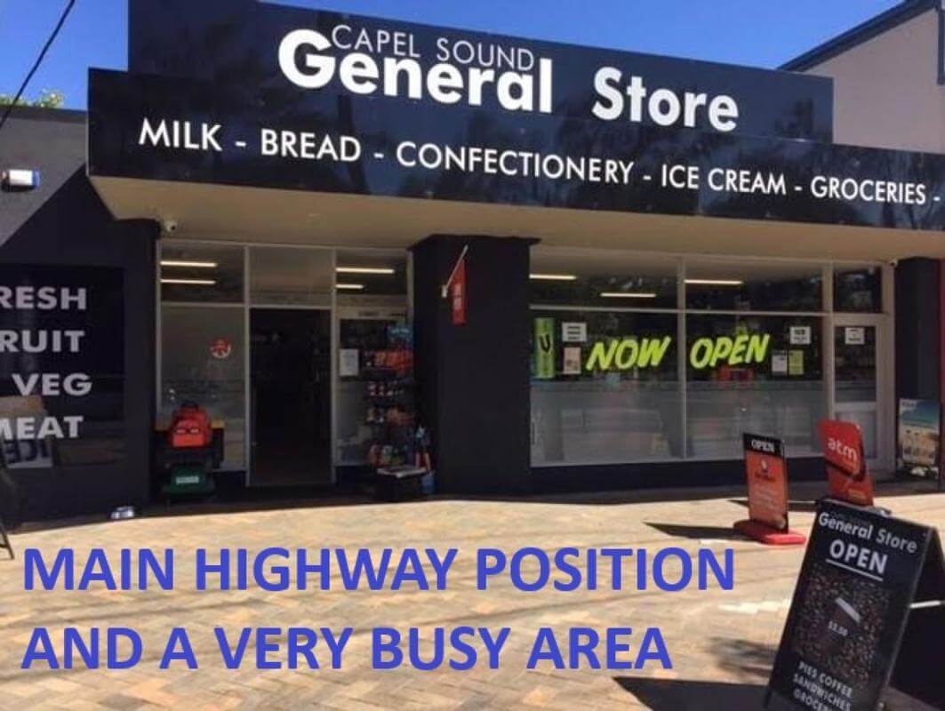 A great Convenience/General store in seaside Rosebud.