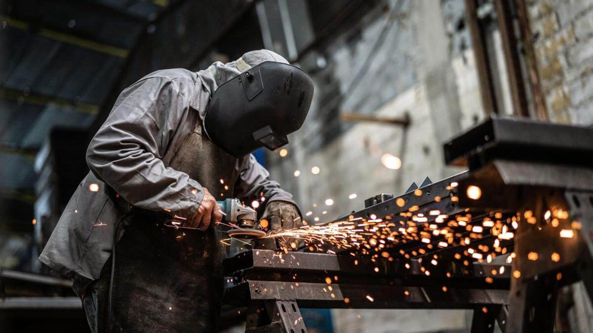 Aluminium, Stainless Steel &amp; Steel Fabrication