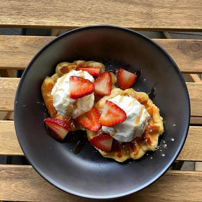 Urth Café & Co  CBD Café with Growth Potential