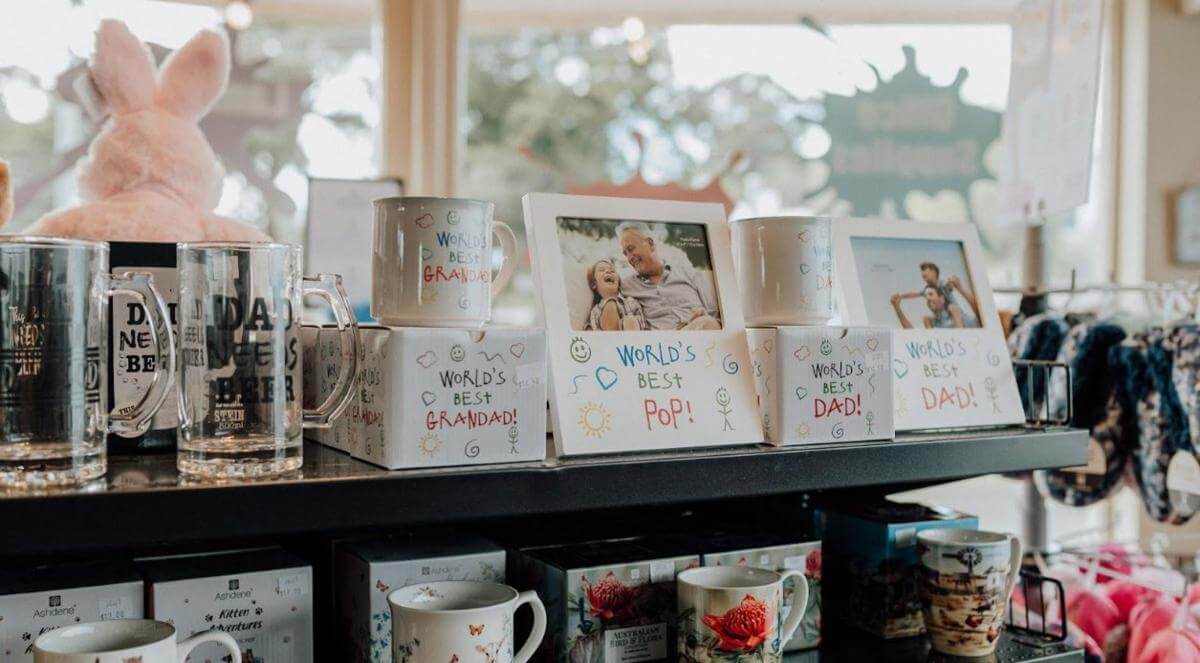 Tassie Toners, Lotto & Giftware Beautiful Country Town