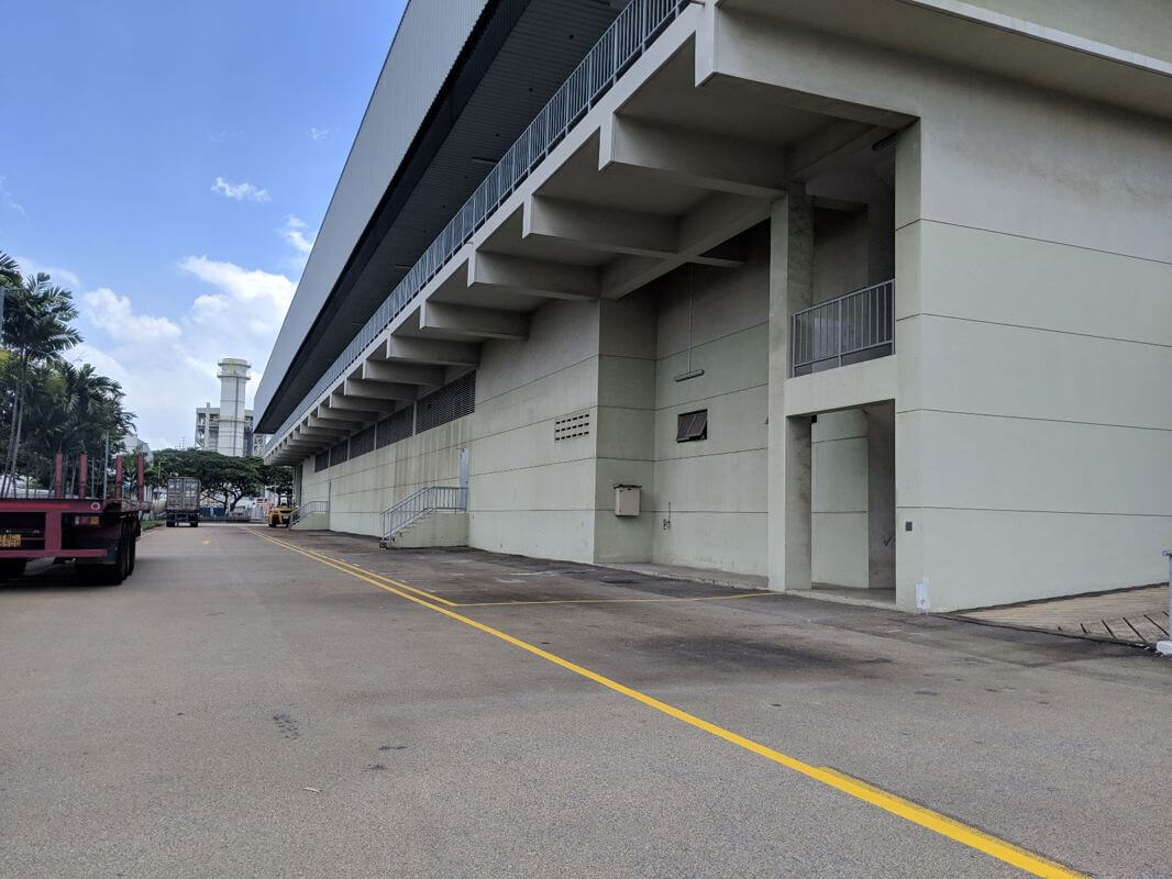 Groundfloor Warehouse With Loading Bay & Dock Levelers For Lease