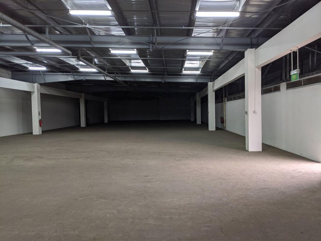 Groundfloor Warehouse With Loading Bay & Dock Levelers For Lease
