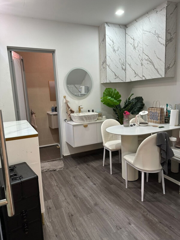 (已失效)Selling Chinatown Beauty Salon