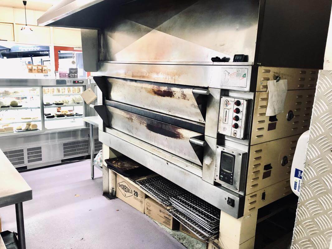 Weekly Sales>$21,000 Only Bakery in Deloraine Tasmania, Wholesale and Retail Trade o/o $100k+sav